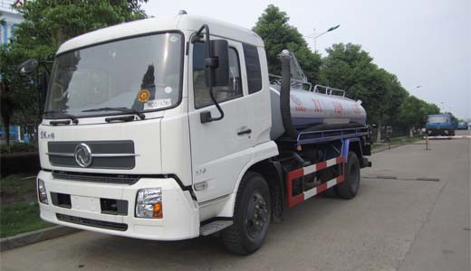 專(zhuān)業(yè)吸糞車(chē)與吸污車(chē)導(dǎo)購(gòu)指南 東風(fēng)8方吸糞車(chē)、東風(fēng)天錦吸糞車(chē)及程力專(zhuān)汽廠(chǎng)家解析